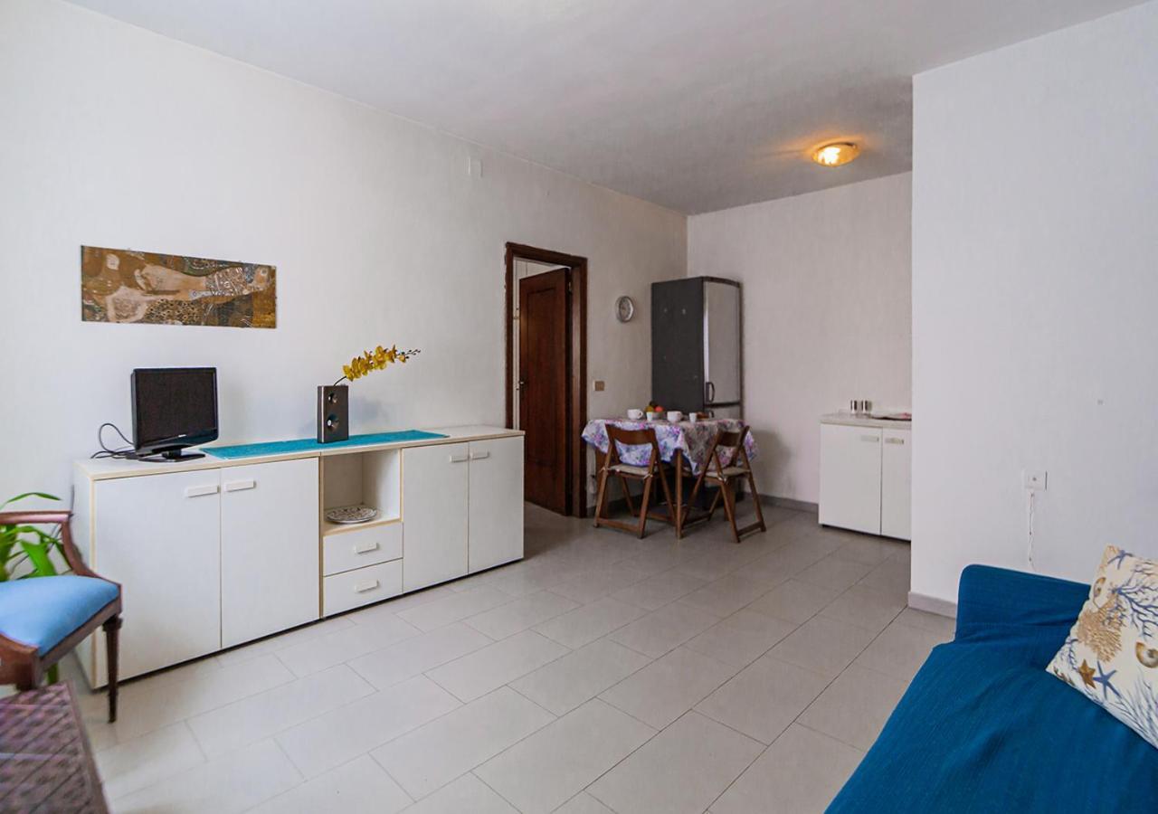 Appartement Casa Zara à La Maddalena  Extérieur photo